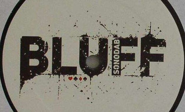 bluff是什么意思？