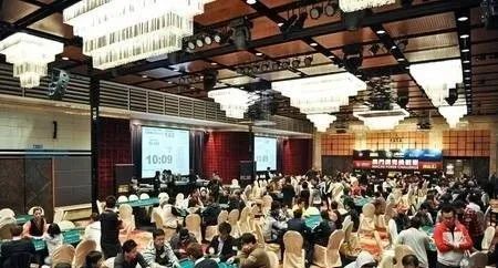 现场德州扑克锦标赛打法策略
