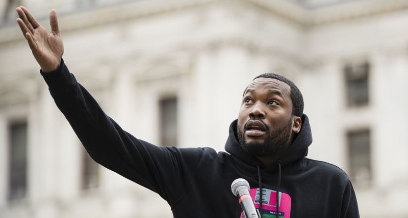 说唱歌手Meek Mill被维加斯一家赌场禁止入内,发推称对方无端种族歧视