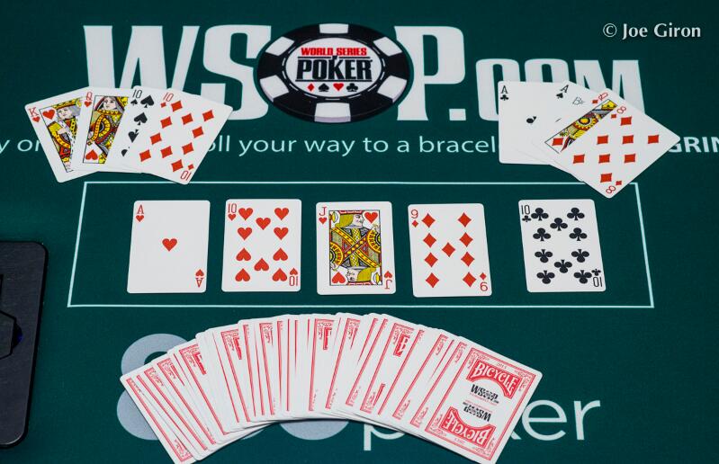 2017 WSOP最神奇的一手牌！