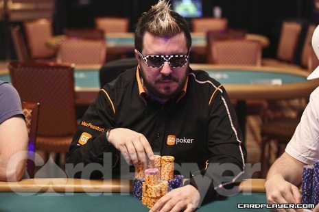 为帮助家乡灾区，牌手eBay出售WSOP金手链