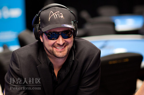 （下）深度访谈之Phil Hellmuth：想撩妹，先成名