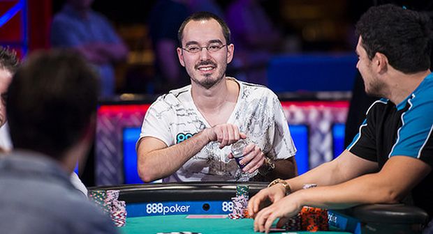 ​英国牌手在WSOP主赛事中辱骂对手引起全美关注