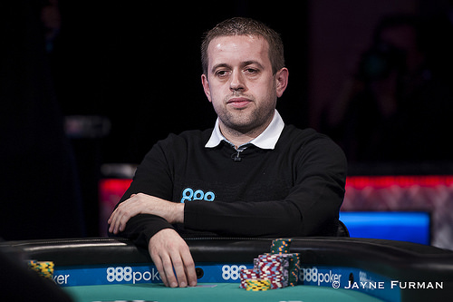 ​WSOP快讯：比利时选手Kenny Hallaert倒在第六名，奖金146万