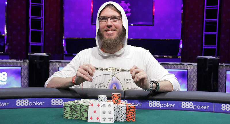WSOP快讯：Andrew Lichtenberger八次闯入决赛桌，今年终获金手链