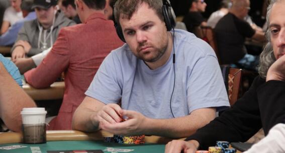 ​WSOP快讯：不可思议，拿着四条也弃牌！